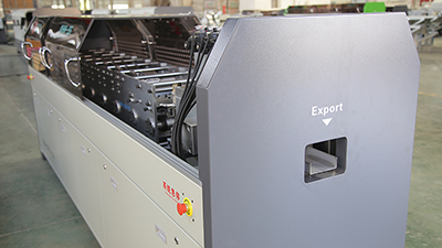 Cadreuse automatique pour l’acier léger XHH-5S-C89